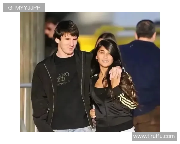 揭晓足球明星圈外女友的神秘面纱她们都是谁和他们的故事